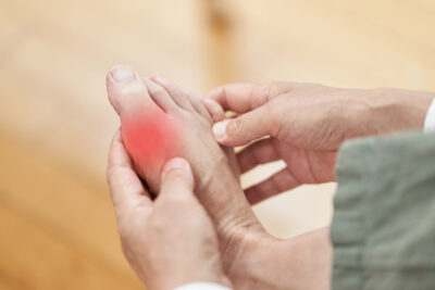 Kipeä jalkaterä
