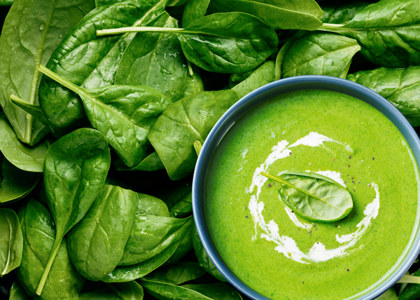 Pinaattia ja pinaattikeittoa.